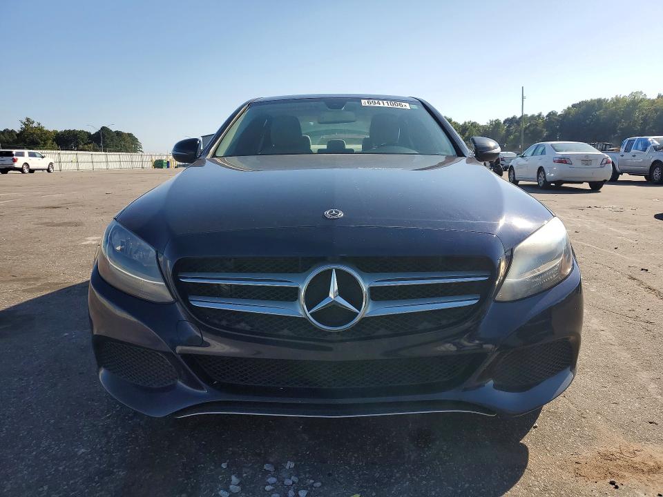 2018 Mercedes-benz C მანქანა იყიდება აუქციონზე, vin: 55SWF4JB8JU265976, აუქციონის ნომერი: 69411006