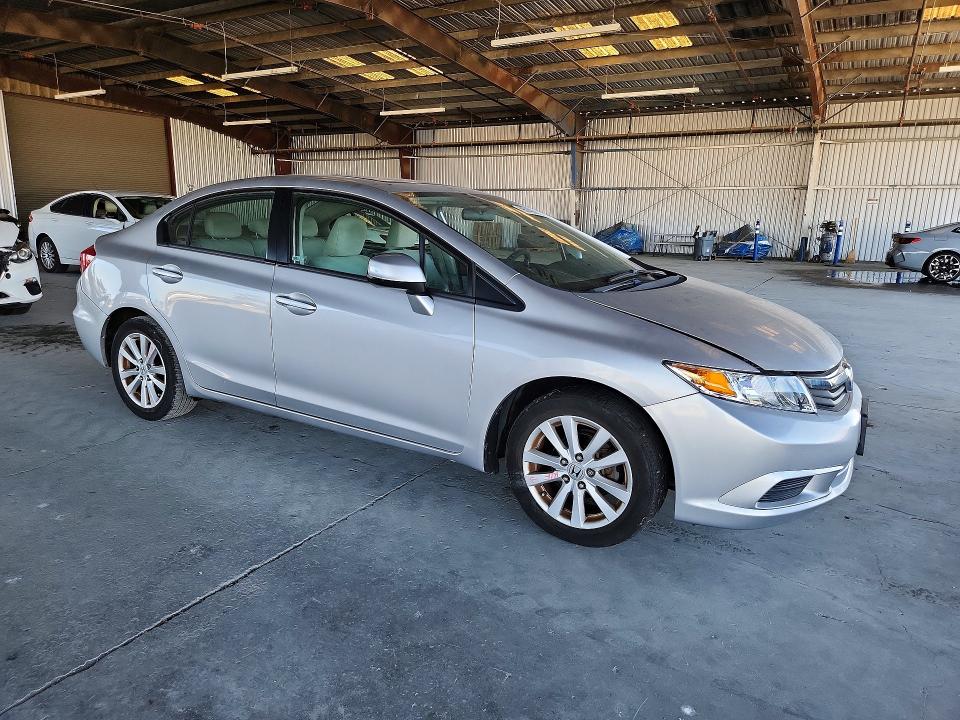 2012 Honda Civic მანქანა იყიდება აუქციონზე, vin: 19XFB2F88CE327660, აუქციონის ნომერი: 69514276