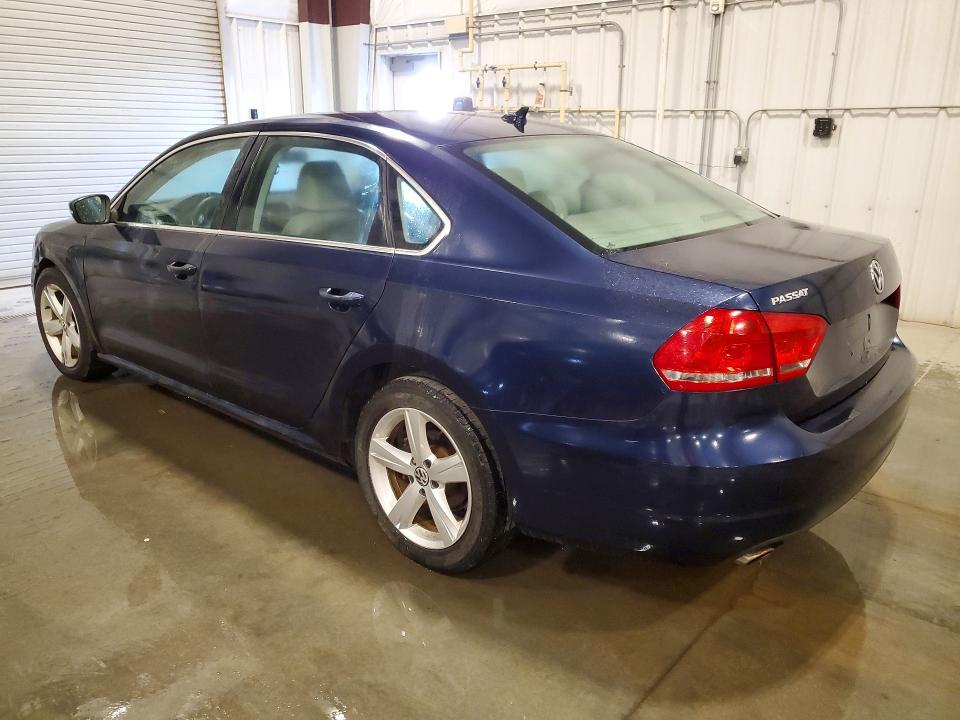 67205036 :رقم المزاد ، 1VWBP7A38DC046098 vin ، 2013 Volkswagen Passat مزاد بيع