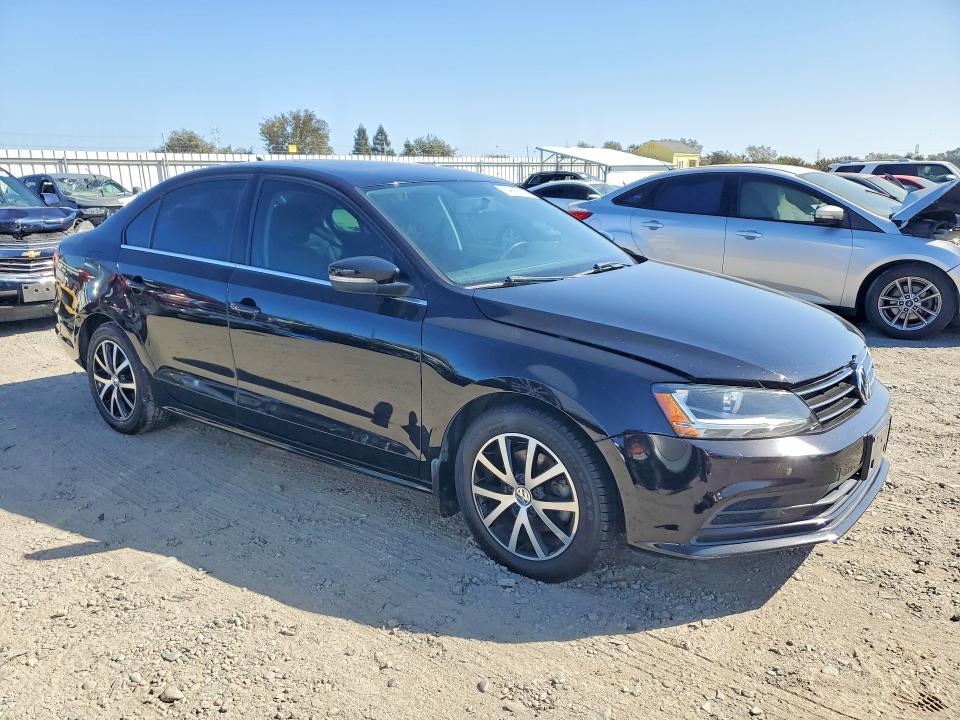 2017 Volkswagen Jetta მანქანა იყიდება აუქციონზე, vin: 3VWDB7AJ4HM402461, აუქციონის ნომერი: 69620646