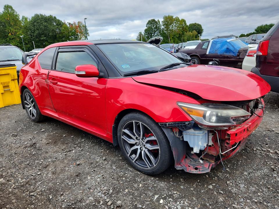 70501386 :رقم المزاد ، JTKJF5C77F3094158 vin ، 2015 Scion Tc مزاد بيع