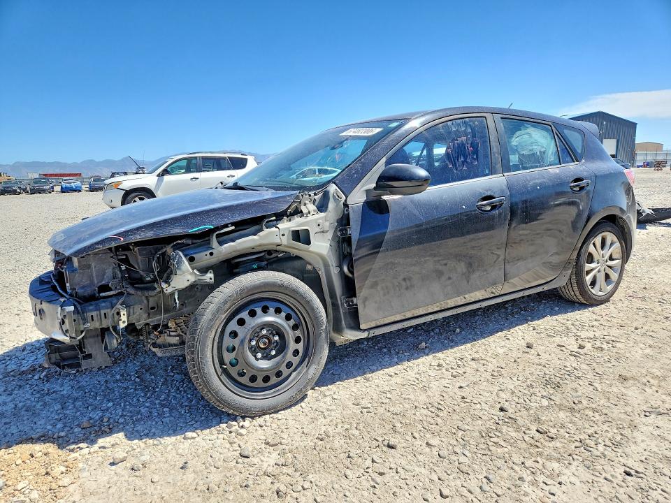 67482306 :رقم المزاد ، JM1BL1K56B1377945 vin ، 2011 Mazda 3 مزاد بيع