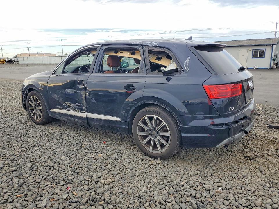 Продажа на аукционе авто 2017 Audi Q7, vin: WA1VABF79HD019941, номер лота: 69040406