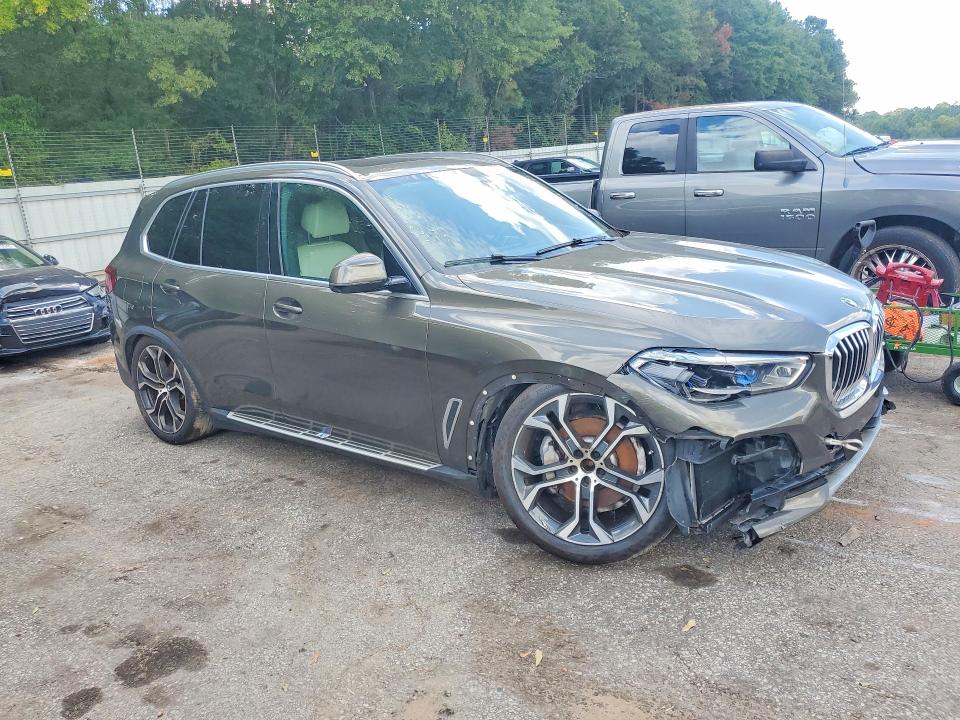 68575516 :رقم المزاد ، 5UXCR4C07M9F79366 vin ، 2021 Bmw X5 مزاد بيع