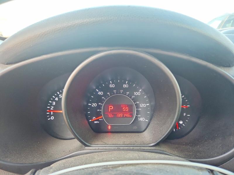 2015 Kia Soul მანქანა იყიდება აუქციონზე, vin: KNDJP3A52F7815375, აუქციონის ნომერი: 68255176