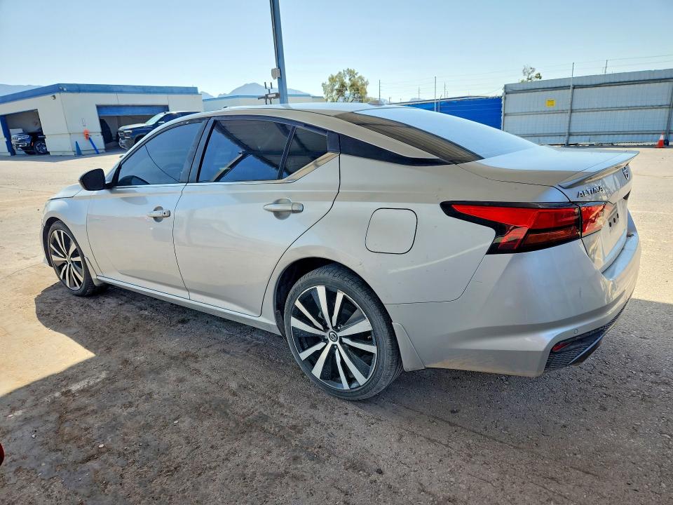 Продаж на аукціоні авто 2020 Nissan Altima, vin: 1N4BL4CV2LC121989, номер лоту: 69773096