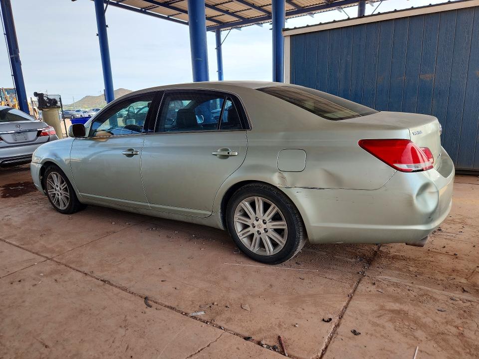 70367976 :رقم المزاد ، 4T1BK36B26U125270 vin ، 2006 Toyota Avalon مزاد بيع
