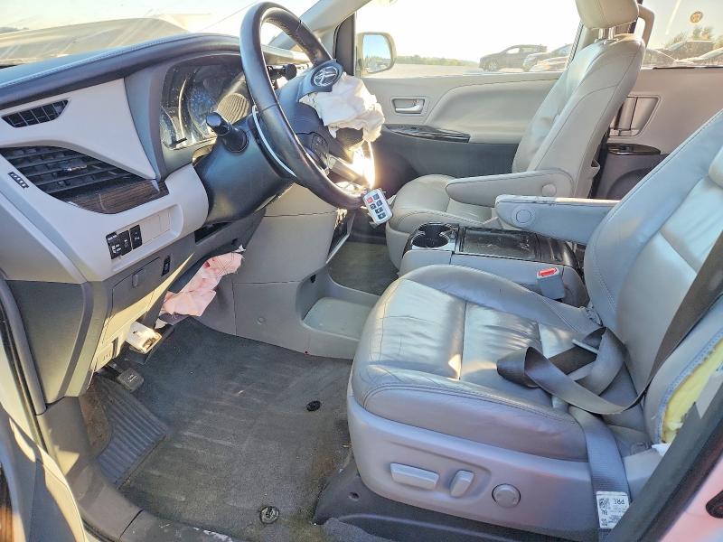 70052026 :رقم المزاد ، 5TDYZ3DC7JS925002 vin ، 2018 Toyota Sienna مزاد بيع