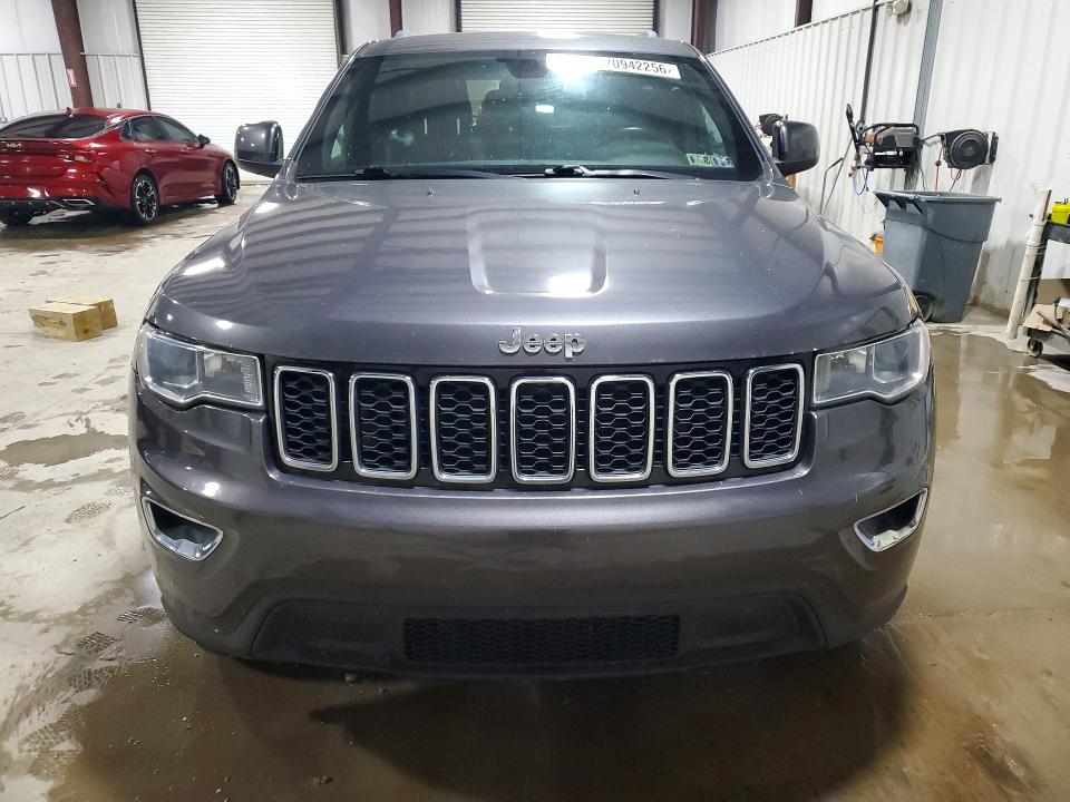 70942256 :رقم المزاد ، 1C4RJFAG4JC403708 vin ، 2018 Jeep Grand Cherokee مزاد بيع