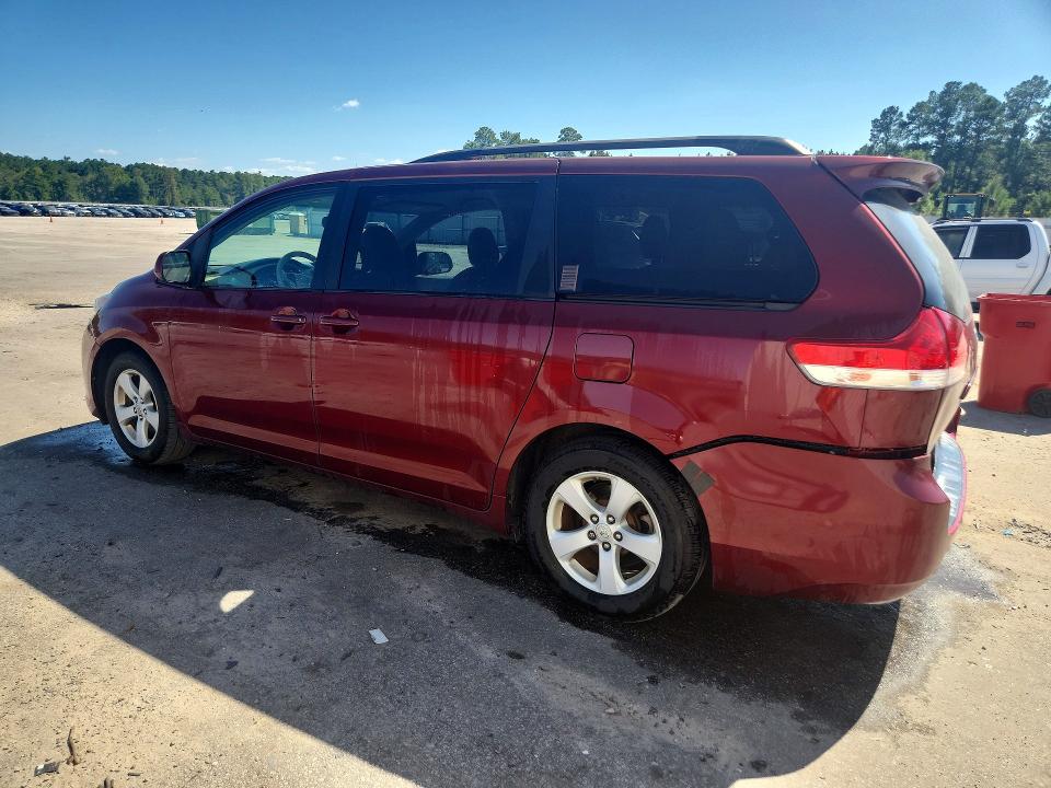 2011 Toyota Sienna მანქანა იყიდება აუქციონზე, vin: 5TDKK3DC6BS141048, აუქციონის ნომერი: 69032706