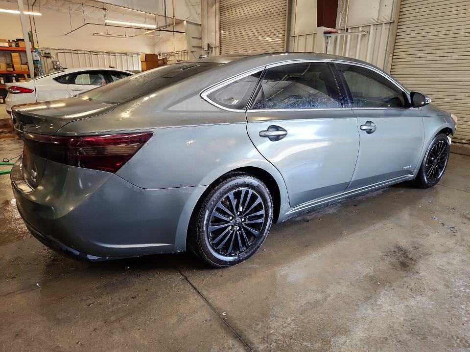 70884936 :رقم المزاد ، 4T1BD1EB4DU003006 vin ، 2013 Toyota Avalon Hybrid مزاد بيع