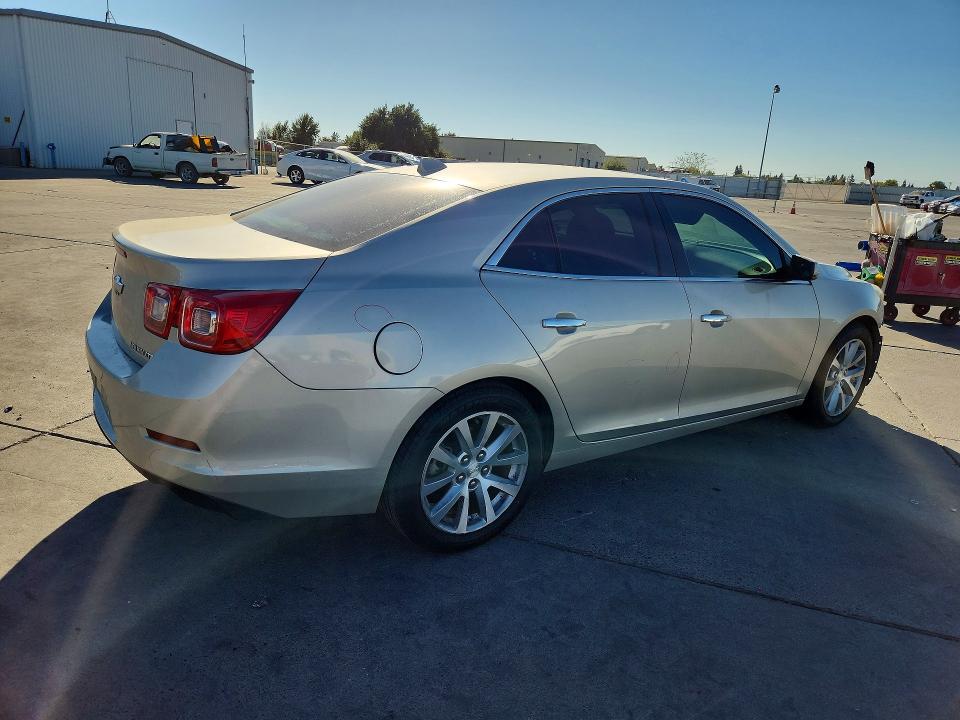 2014 Chevrolet Malibu მანქანა იყიდება აუქციონზე, vin: 1G11H5SL3EF279717, აუქციონის ნომერი: 70541136