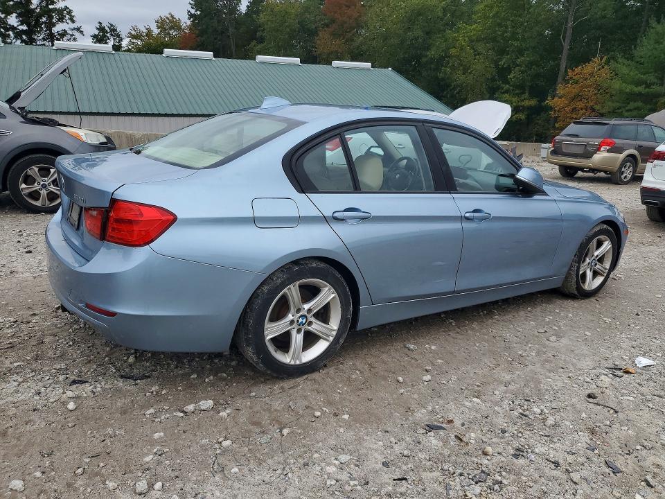2013 Bmw 320 მანქანა იყიდება აუქციონზე, vin: WBA3C3C51DF979640, აუქციონის ნომერი: 70789016