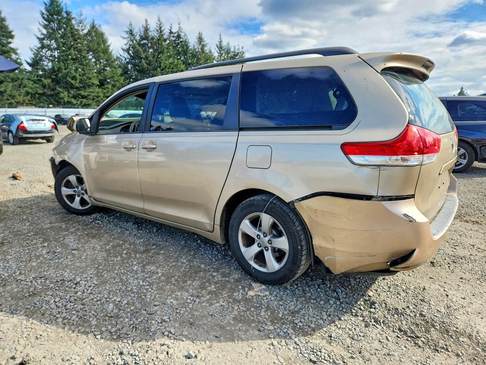 Продажа на аукционе авто 2011 Toyota Sienna, vin: 5TDKK3DC7BS088098, номер лота: 69697576