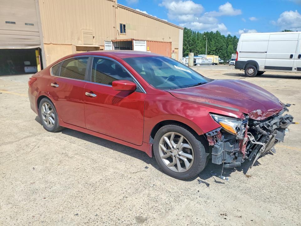 Продаж на аукціоні авто 2018 Nissan Altima, vin: 1N4AL3APXJC219790, номер лоту: 67217026