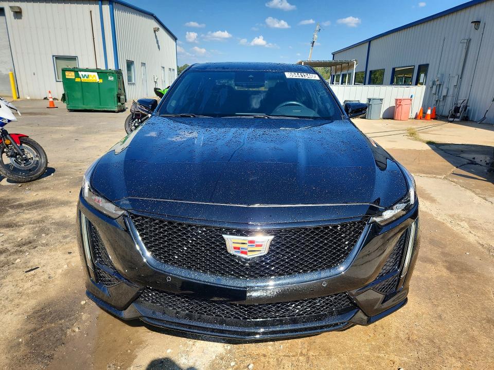 69441346 :رقم المزاد ، 1G6DR5RW3R0128700 vin ، 2024 Cadillac Ct5-v مزاد بيع