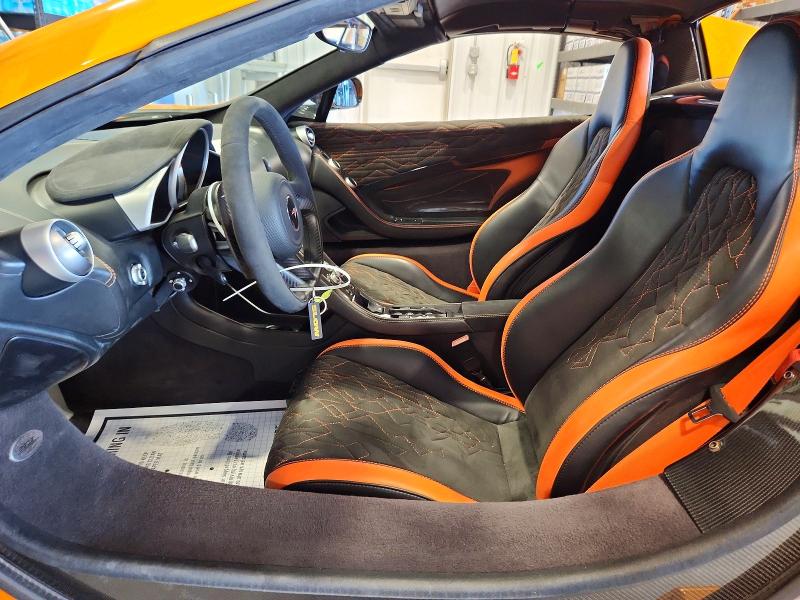 69990356 :رقم المزاد ، SBM11FAA6FW004062 vin ، 2015 Mclaren Automotive 650s مزاد بيع