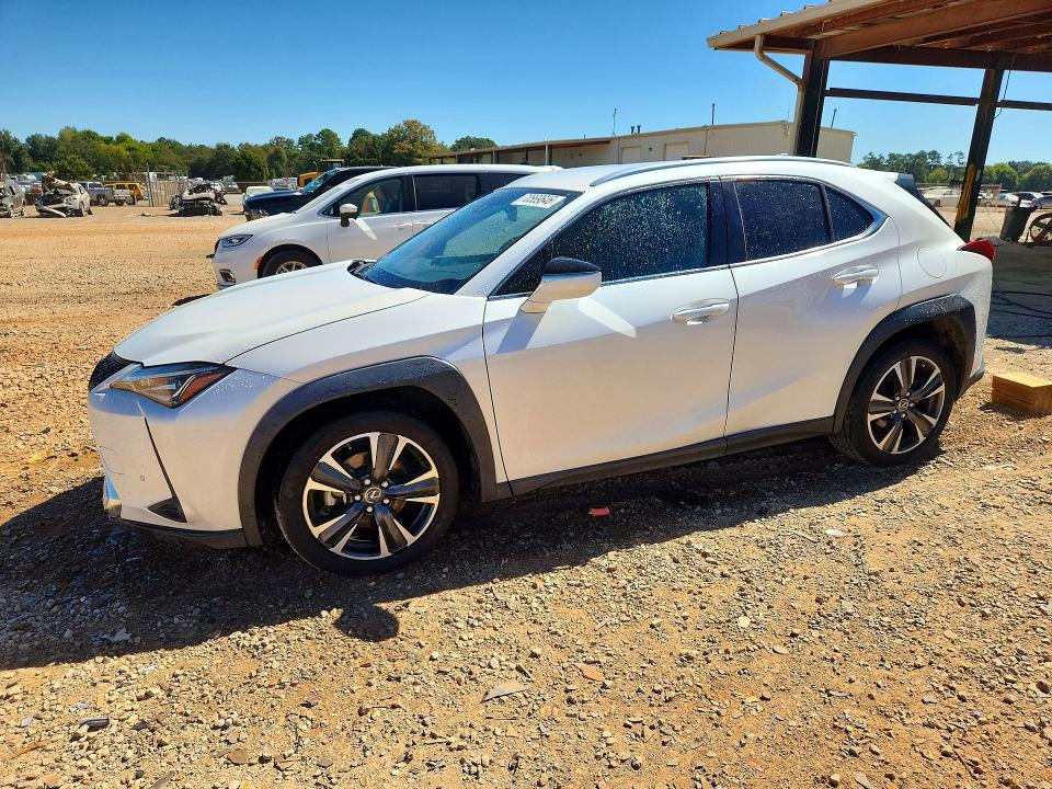 70569646 :رقم المزاد ، JTHX3JBH1N2046400 vin ، 2022 Lexus Ux 200 مزاد بيع