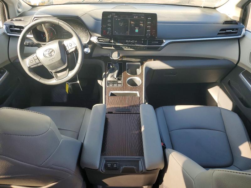 69501086 :رقم المزاد ، 5TDJRKEC5MS041171 vin ، 2021 Toyota Sienna مزاد بيع