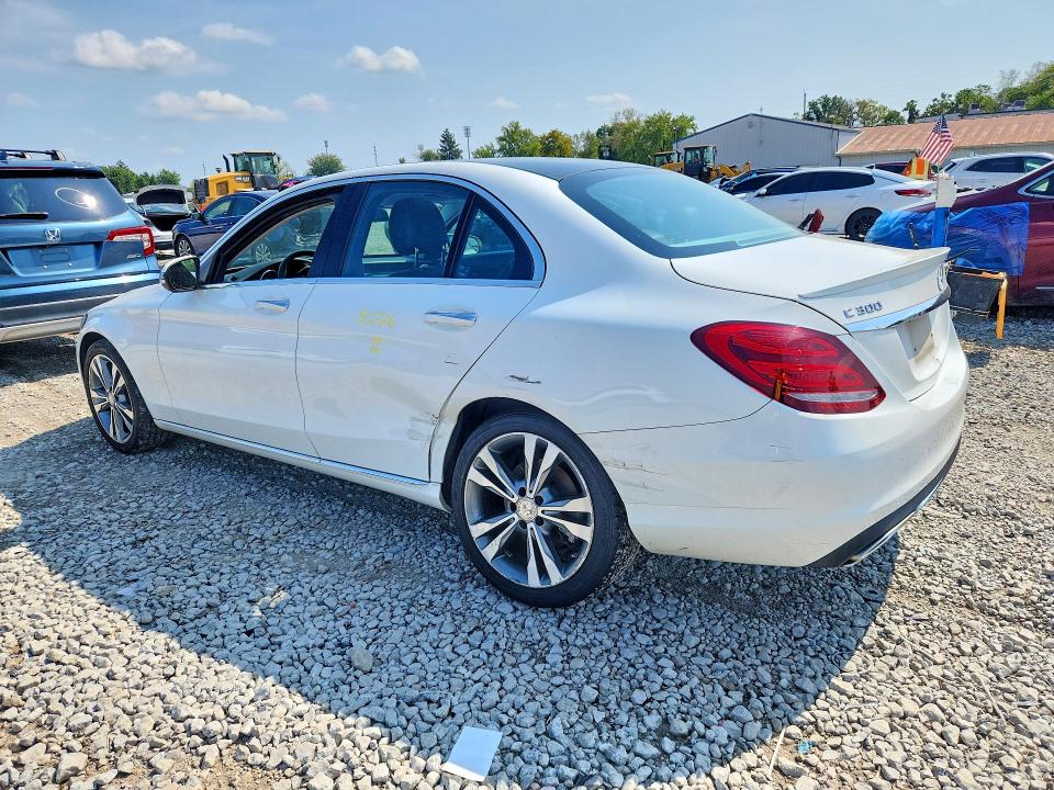68396176 :رقم المزاد ، 55SWF4KB0GU175907 vin ، 2016 Mercedes-benz C مزاد بيع
