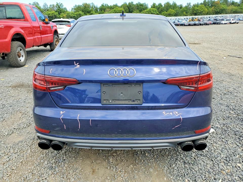 2019 Audi A4 მანქანა იყიდება აუქციონზე, vin: WAUDNAF40KA013604, აუქციონის ნომერი: 68408156
