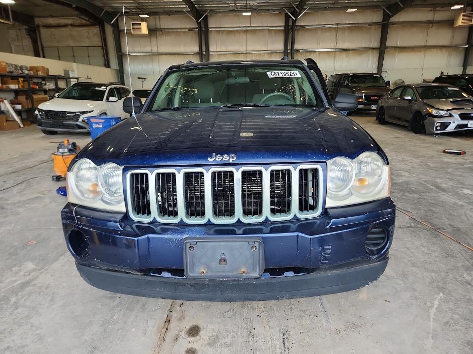2005 Jeep Grand Cherokee მანქანა იყიდება აუქციონზე, vin: 1J4GR48K75C714015, აუქციონის ნომერი: 68219526