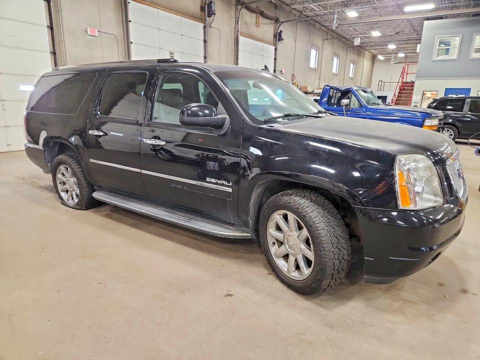 2014 Gmc Yukon Xl მანქანა იყიდება აუქციონზე, vin: 1GKS2MEF3ER170710, აუქციონის ნომერი: 68602776