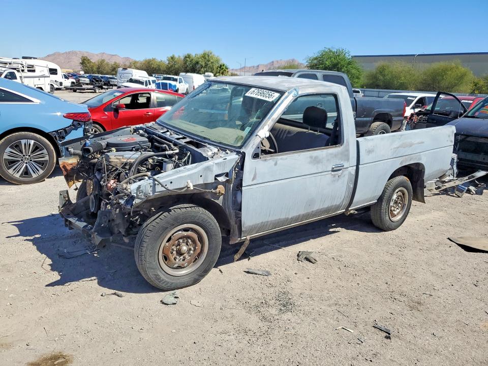67696056 :رقم المزاد ، 1N6SD11S1NC338755 vin ، 1992 Nissan Truck مزاد بيع