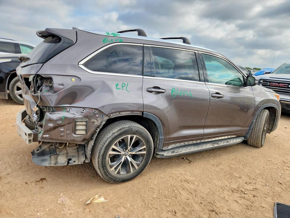 68641096 :رقم المزاد ، 5TDKKRFH2GS156844 vin ، 2016 Toyota Highlander مزاد بيع