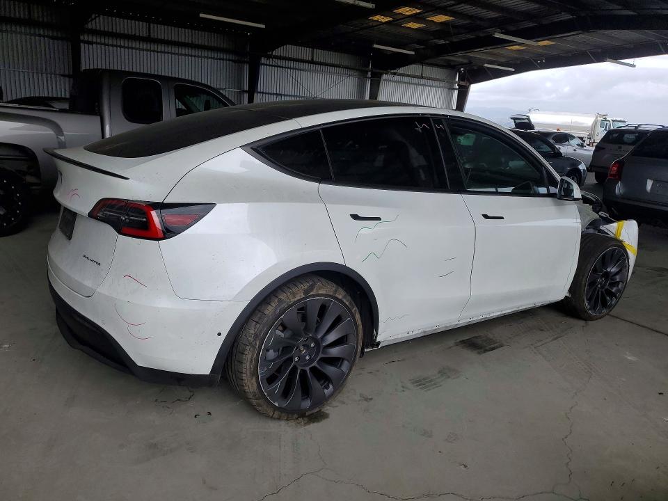 Продажа на аукционе авто 2020 Tesla Model Y, vin: 5YJYGDEE4LF051159, номер лота: 68856076