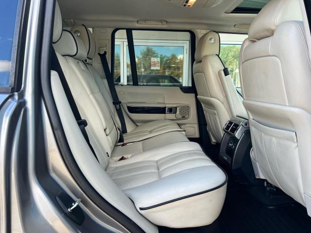 70303636 :رقم المزاد ، SALMF1D43BA337772 vin ، 2011 Land Rover Range Rover مزاد بيع