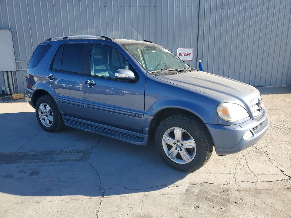 2005 Mercedes-benz Ml მანქანა იყიდება აუქციონზე, vin: 4JGAB57E85A537807, აუქციონის ნომერი: 70331086