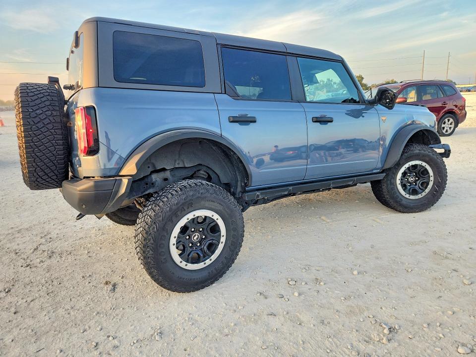 69416976 :رقم المزاد ، 1FMEE5DP2PLB32998 vin ، 2023 Ford Bronco مزاد بيع