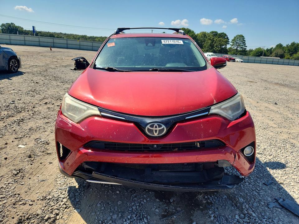 Продажа на аукционе авто 2016 Toyota Rav4, vin: JTMYFREVXGJ067722, номер лота: 67211016