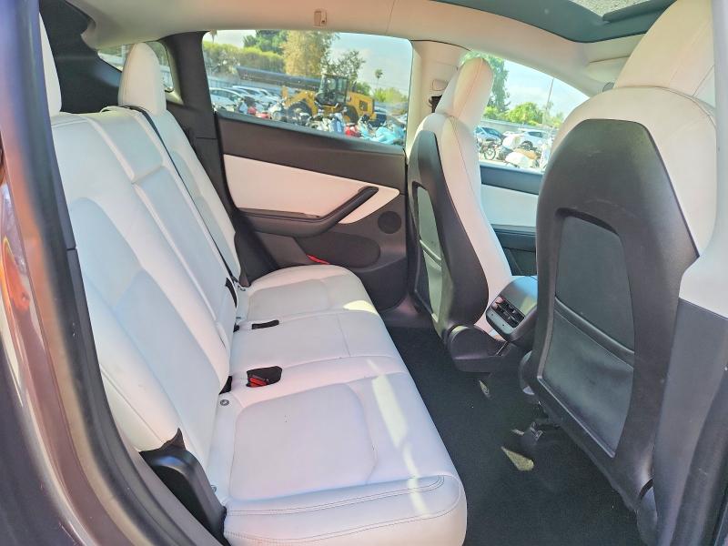 2020 Tesla Model Y მანქანა იყიდება აუქციონზე, vin: 5YJYGDEE9LF021977, აუქციონის ნომერი: 69590166