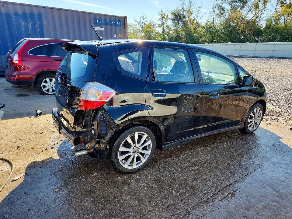 Продажа на аукционе авто 2013 Honda Fit, vin: JHMGE8H53DC039294, номер лота: 70692586