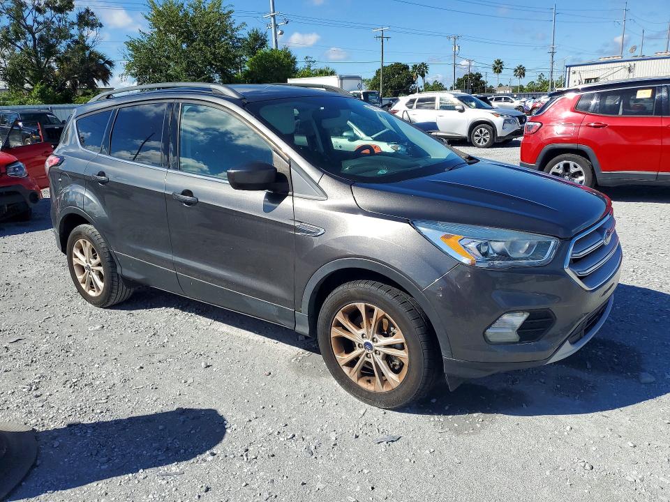 Aukcja sprzedaży 2017 Ford Escape, vin: 1FMCU0G96HUE30573, numer aukcji: 69241356