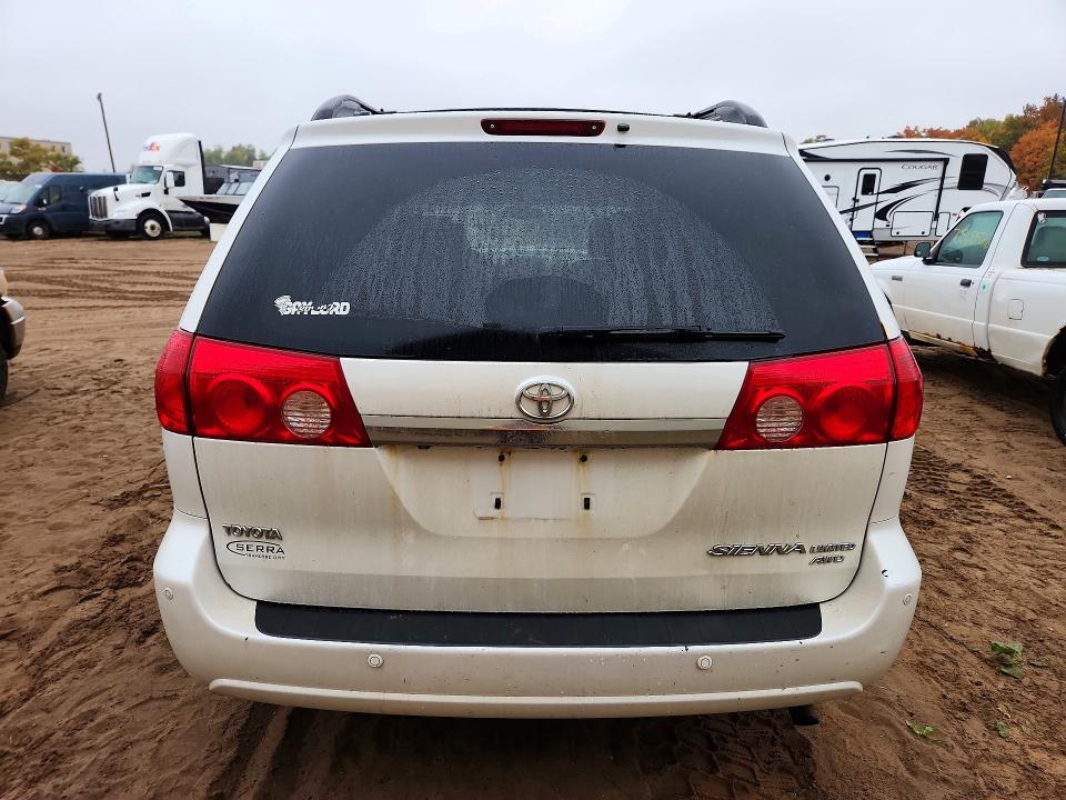 Продажа на аукционе авто 2008 Toyota Sienna, vin: 5TDBK22C08S010087, номер лота: 70651916