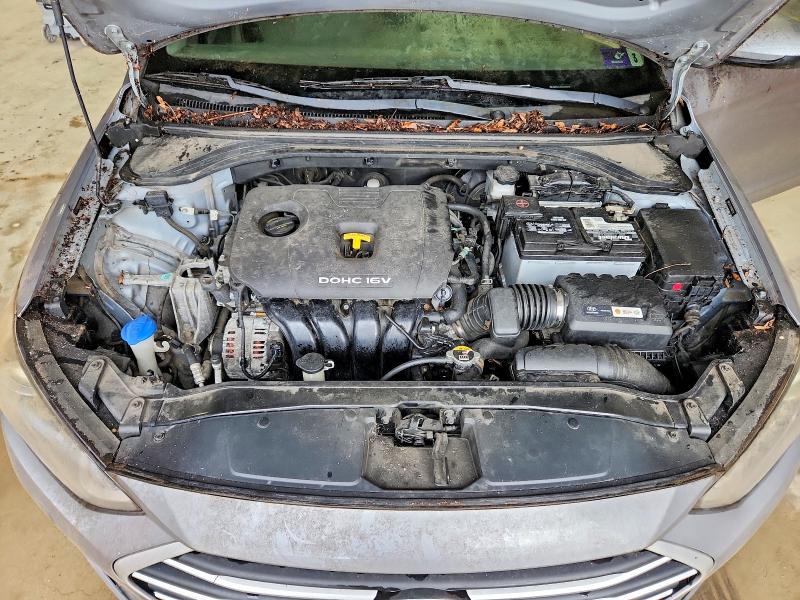 70251496 :رقم المزاد ، 5NPD74LFXHH100738 vin ، 2017 Hyundai Elantra مزاد بيع
