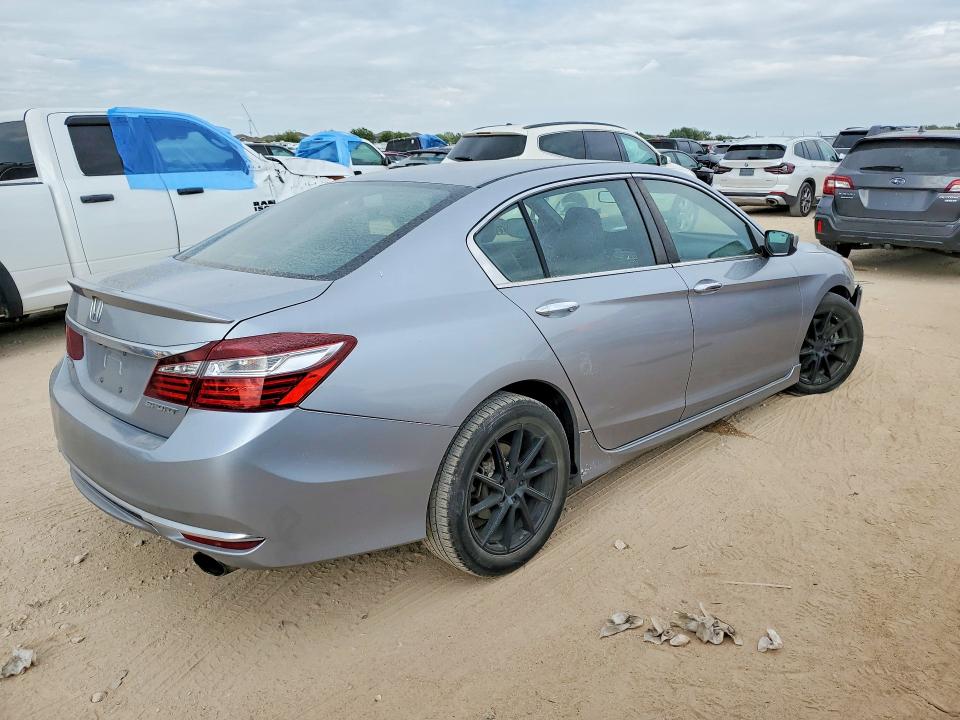 67805136 :رقم المزاد ، 1HGCR2F5XGA244004 vin ، 2016 Honda Accord مزاد بيع