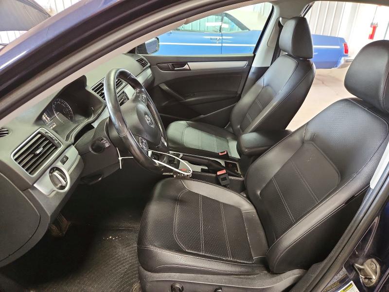 70351626 :رقم المزاد ، 1VWBP7A31DC049070 vin ، 2013 Volkswagen Passat مزاد بيع