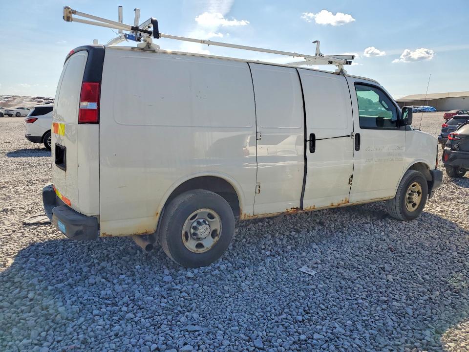 68003966 :رقم المزاد ، 1GCWGAFF7H1351727 vin ، 2017 Chevrolet Express G2500 مزاد بيع