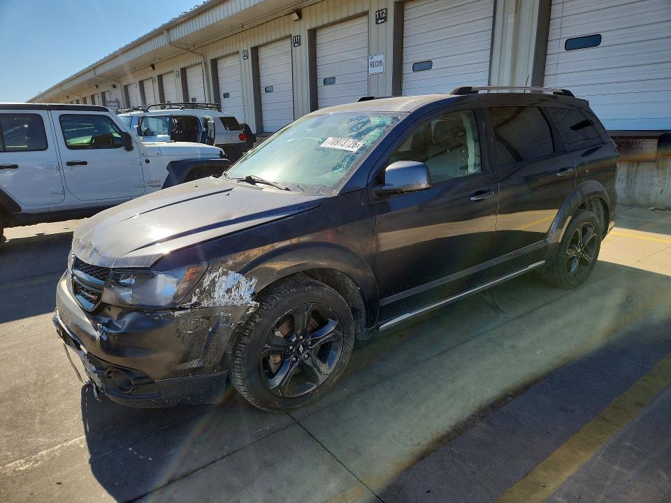70973126 :رقم المزاد ، 3C4PDCGB3LT266647 vin ، 2020 Dodge Journey مزاد بيع