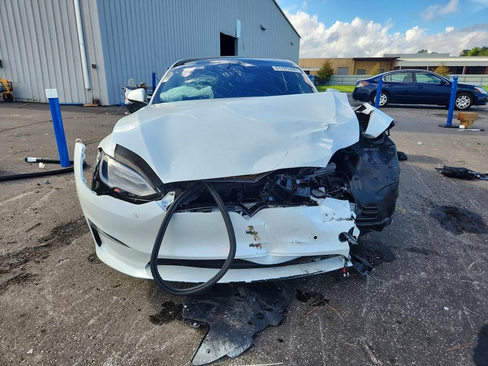 Продажа на аукционе авто 2021 Tesla Model S, vin: 5YJSA1E59MF441973, номер лота: 67425466