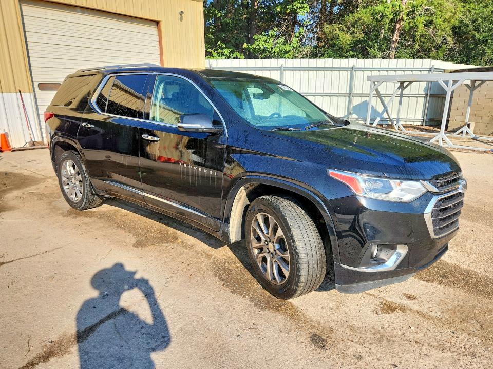 2018 Chevrolet Traverse მანქანა იყიდება აუქციონზე, vin: 1GNEVJKW4JJ201353, აუქციონის ნომერი: 67545056