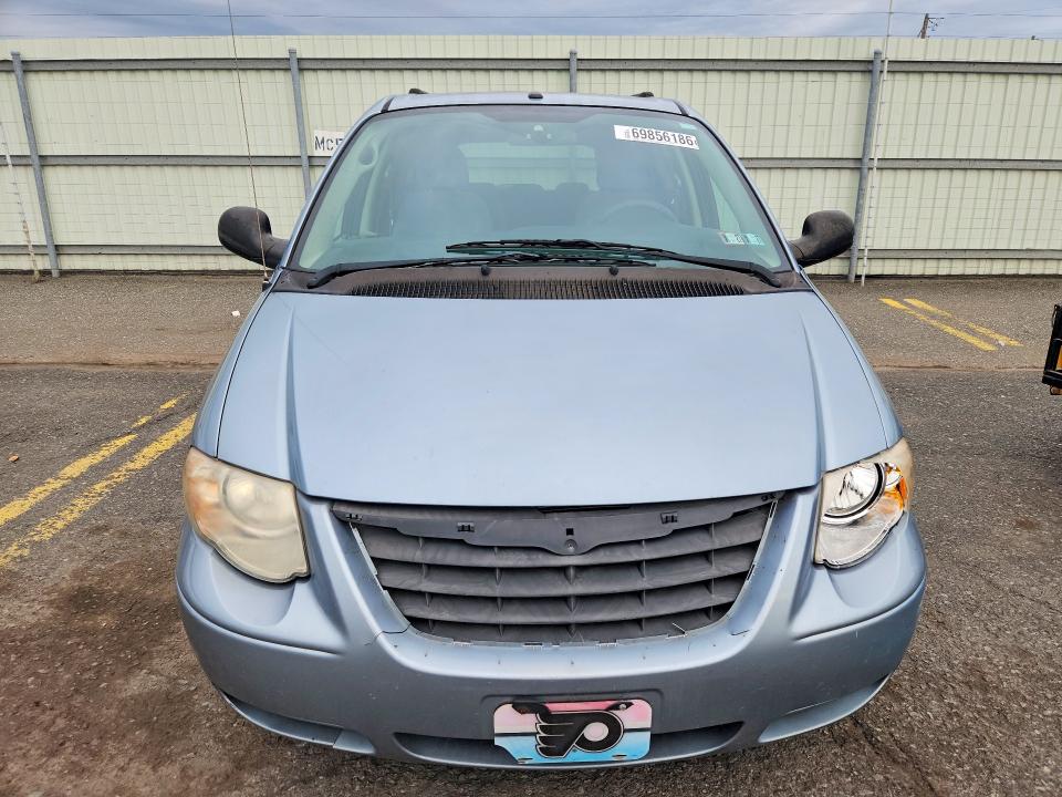 2006 Chrysler Town & Country მანქანა იყიდება აუქციონზე, vin: 2A4GP44R06R724564, აუქციონის ნომერი: 69856186
