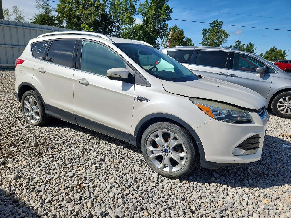 Auction sale of the 2015 Ford Escape, vin: 1FMCU0JX2FUC65352        , lot number: 68735766