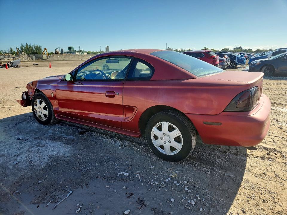 70790936 :رقم المزاد ، 1FALP4043TF176017 vin ، 1996 Ford Mustang مزاد بيع