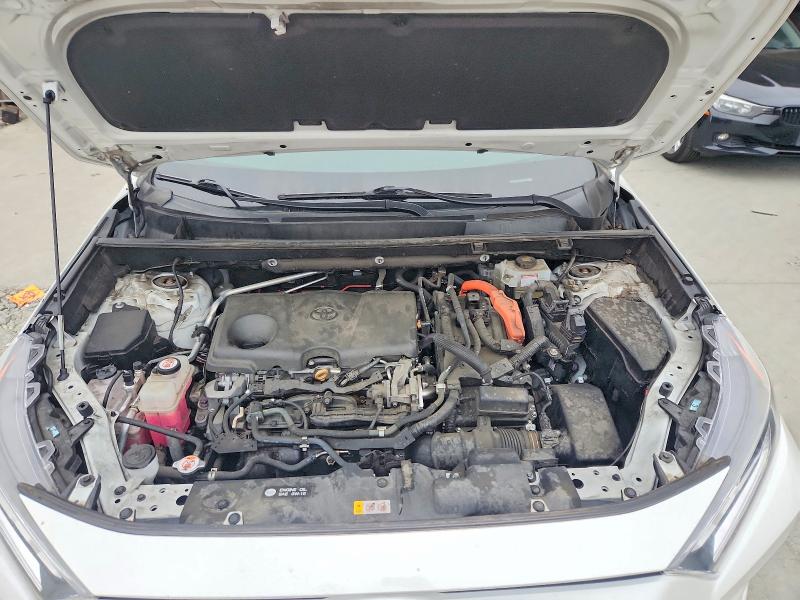 69814386 :رقم المزاد ، 2T3DWRFV6KW043408 vin ، 2019 Toyota Rav4 مزاد بيع