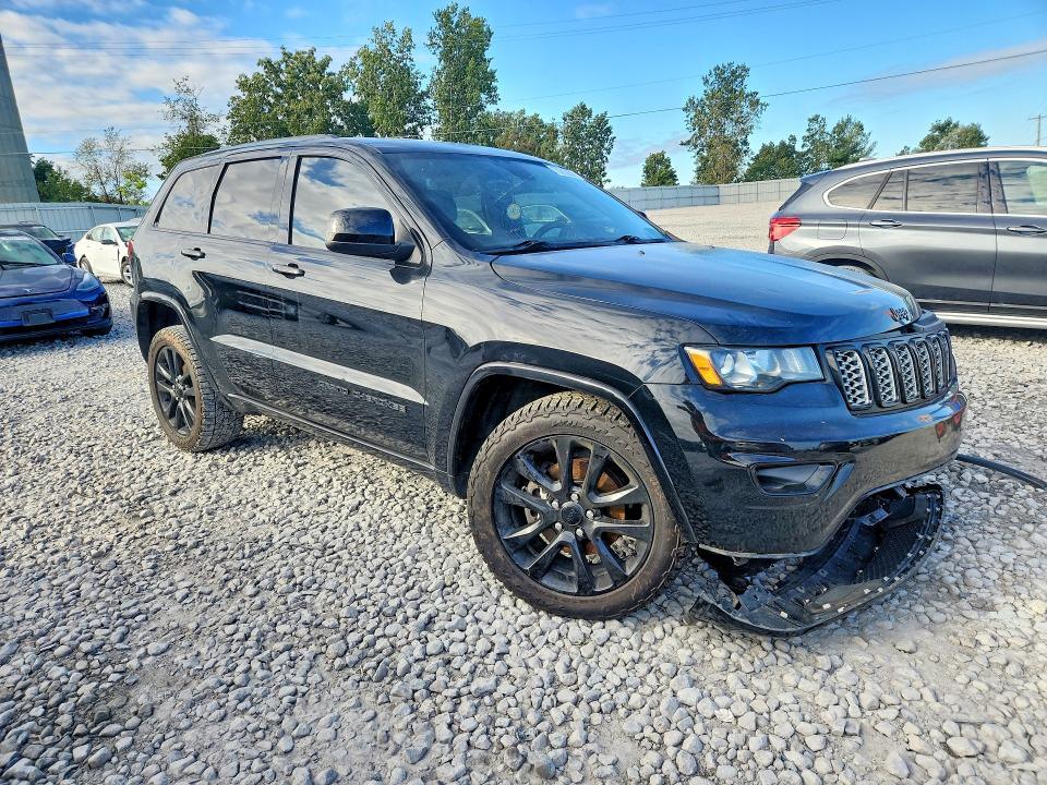 2017 Jeep Grand Cherokee მანქანა იყიდება აუქციონზე, vin: 1C4RJFAG7HC768118, აუქციონის ნომერი: 70213656